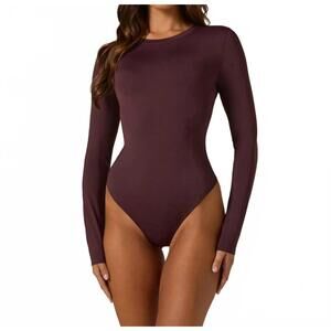 NEW 7DIAMONDS sleek long sleeve bodysuit in bordeaux